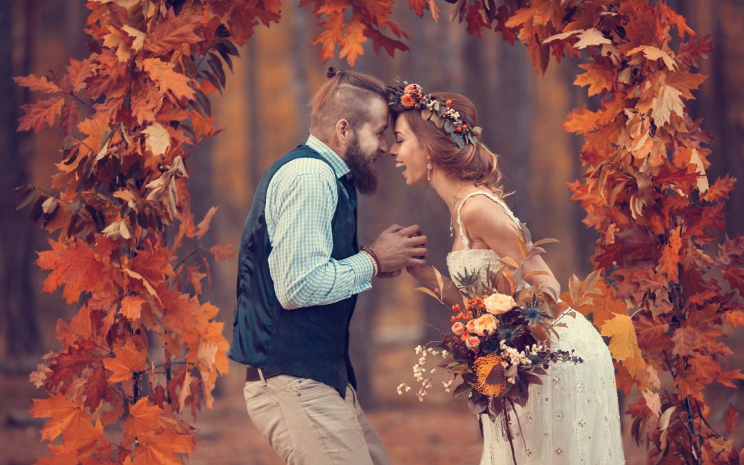 Vous rêvez de vous marier en automne avec un décor à couper le souffle ? Hors saison, l’automne offre de nombreux avantages pour les...