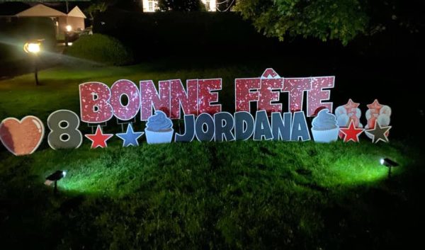 Lettrage sur parterre
