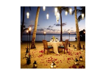 table romantique à la plage